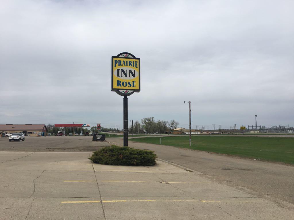 Prairie Rose Inn Edgeley Экстерьер фото